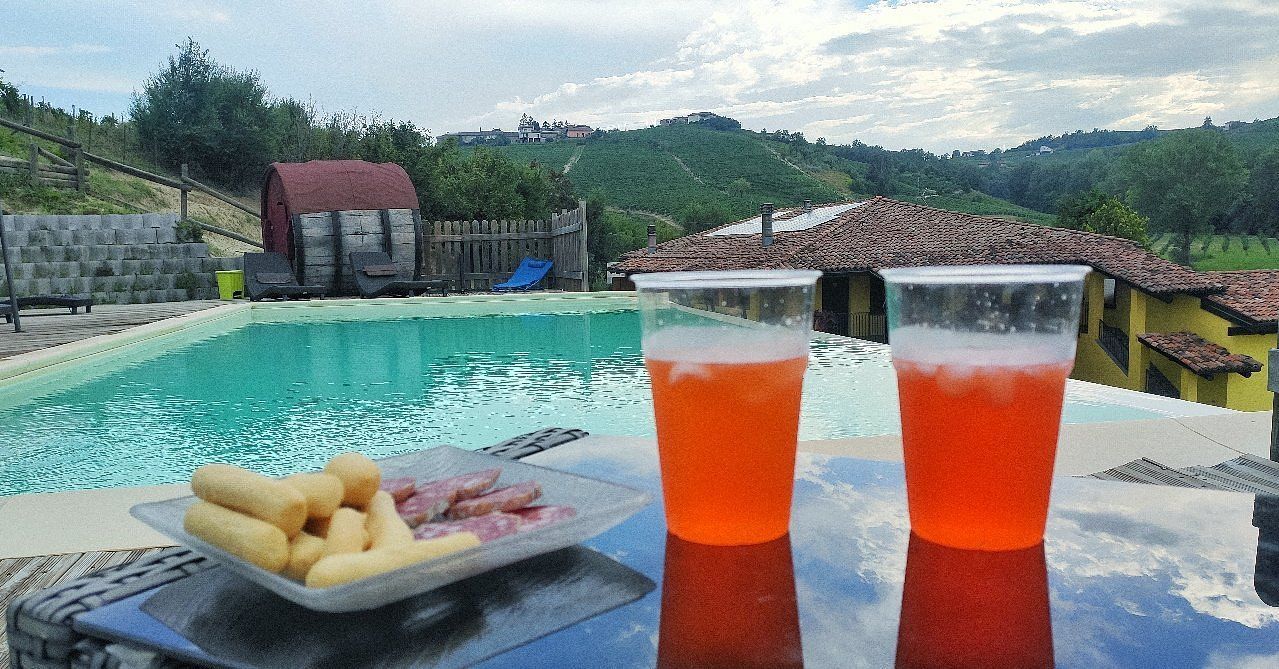 Aperitivo a bordo piscina